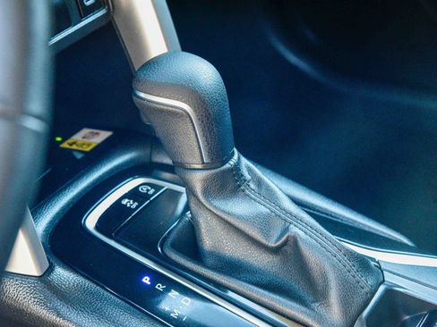 Certified 2023 Toyota Corolla Cross LE image 23