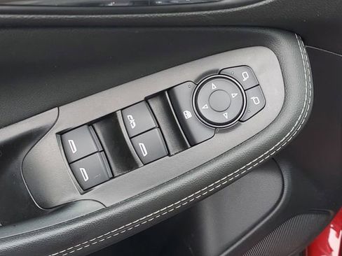 Certified 2024 Buick Encore GX Preferred FWD image 15