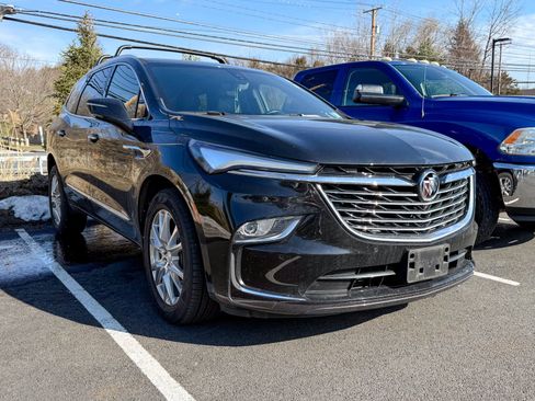 Used 2022 Buick Enclave Premium w/ Experience Buick Package image 6