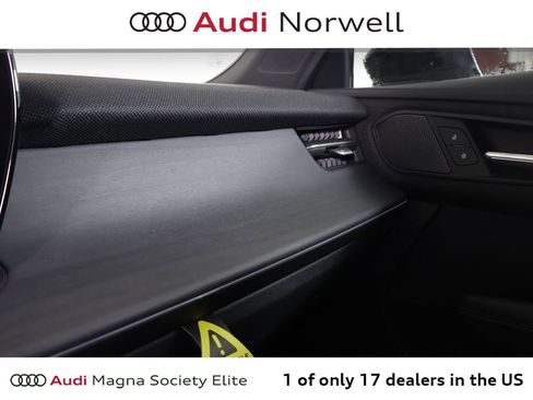 New 2026 Audi Q3 quattro 2.0T image 7