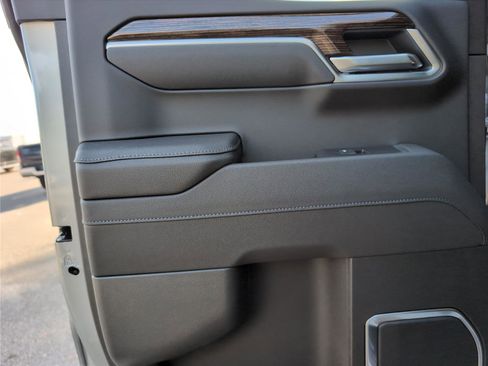 New 2026 GMC Sierra 1500 Elevation image 29