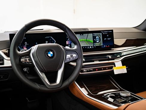 New 2026 BMW X5 xDrive40i w/ Climate Comfort Package image 4