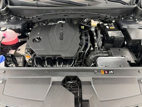 Certified 2025 Hyundai Santa Cruz SEL image 10