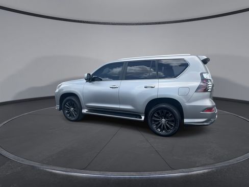 Used 2023 Lexus GX 460 Luxury w/ Sport Design Package AWD/4WD image 5