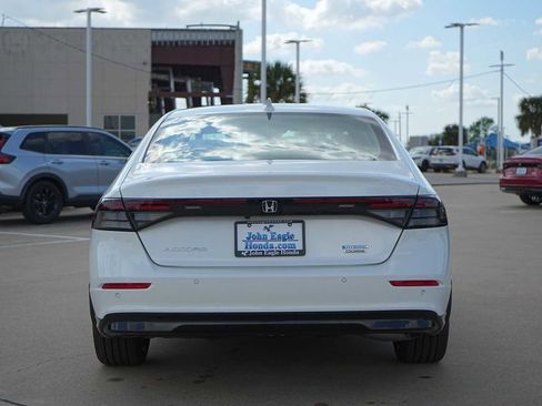 New 2026 Honda Accord Touring image 5