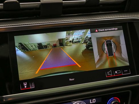 Certified 2025 Audi Q3 2.0T Premium Plus w/ Premium Plus Package AWD/4WD image 26