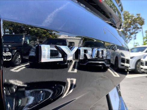 New 2026 Cadillac Lyriq Sport w/ LPO, Floor Liner Package AWD/4WD image 28