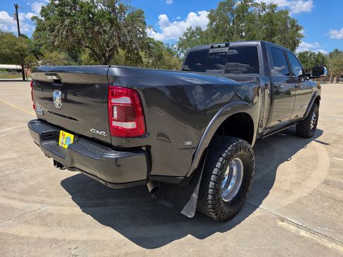 Used 2021 RAM 3500 Limited image 6