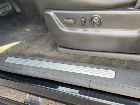 Used 2013 Cadillac Escalade ESV Premium image 18