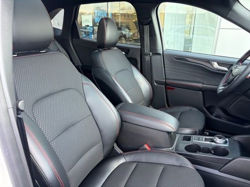 Used 2024 Ford Escape ST-Line w/ Tech Pack #1 image 27