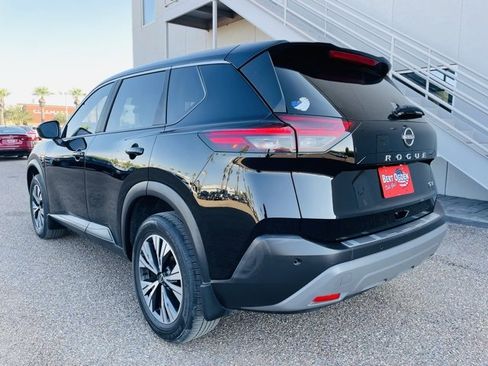 Certified 2023 Nissan Rogue SV image 5