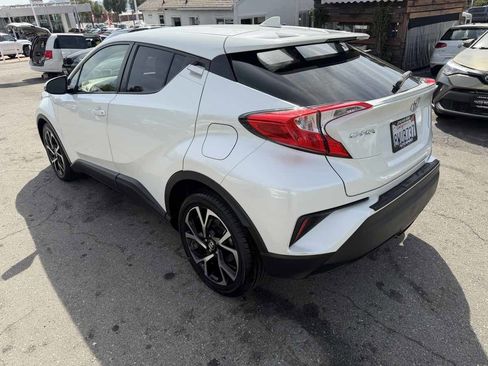 Used 2018 Toyota C-HR XLE image 6