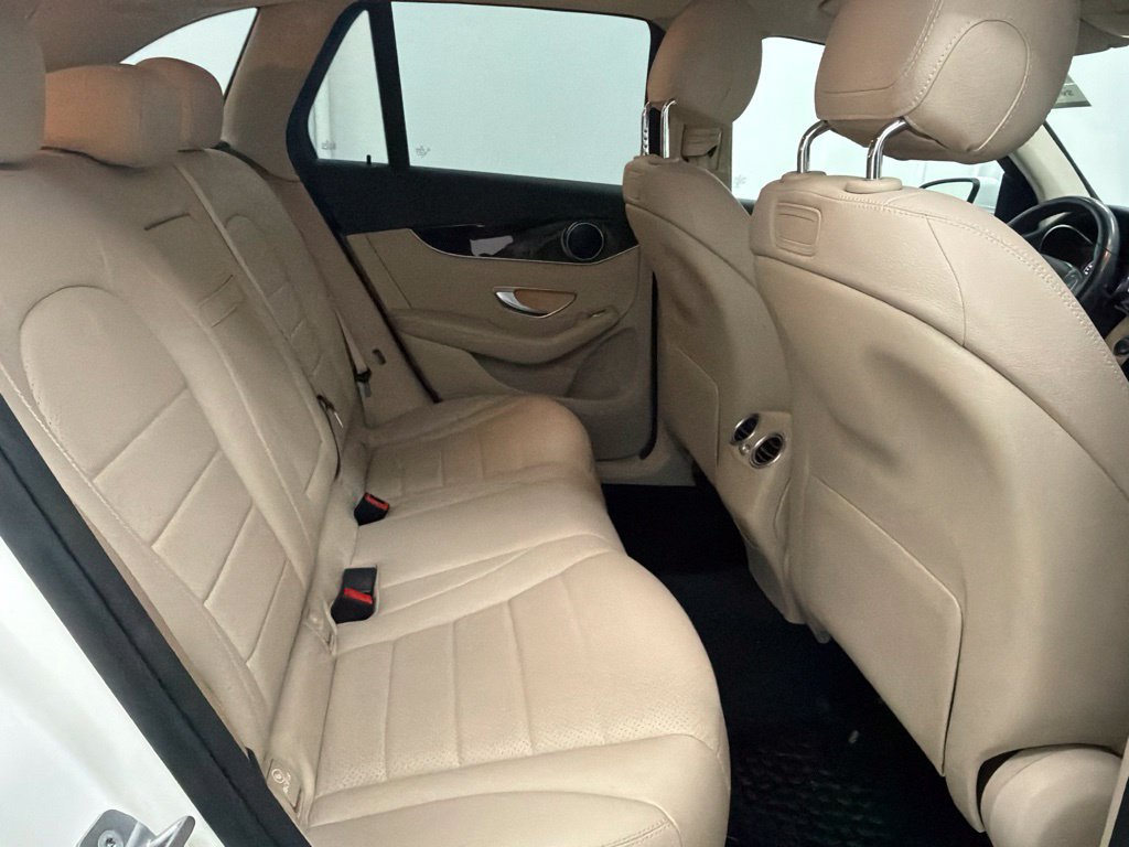Certified 2019 Mercedes-Benz GLC 300 4MATIC image 27