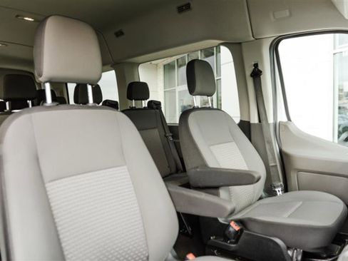 Used 2024 Ford Transit 350 XLT image 30