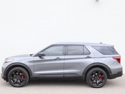 Used 2022 Ford Explorer ST w/ Equipment Group 401A AWD/4WD image 11