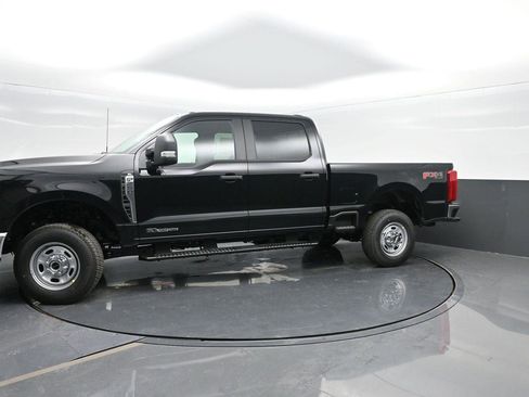 New 2025 Ford F250 XL image 34