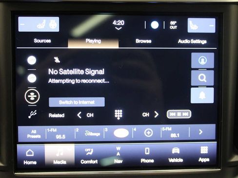 Used 2022 Maserati Levante GT image 28