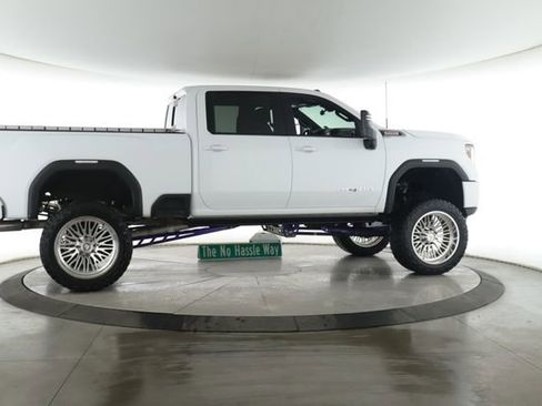 Used 2023 GMC Sierra 2500 AT4 w/ AT4 Premium Plus Package AWD/4WD image 6