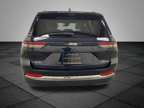 Used 2024 Jeep Grand Cherokee Limited w/ Luxury Tech Group II AWD/4WD image 5
