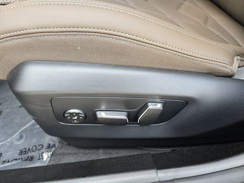 New 2026 BMW 530i xDrive w/ M Sport Package image 26