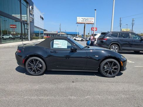 New 2026 MAZDA MX-5 Miata Grand Touring RWD image 3