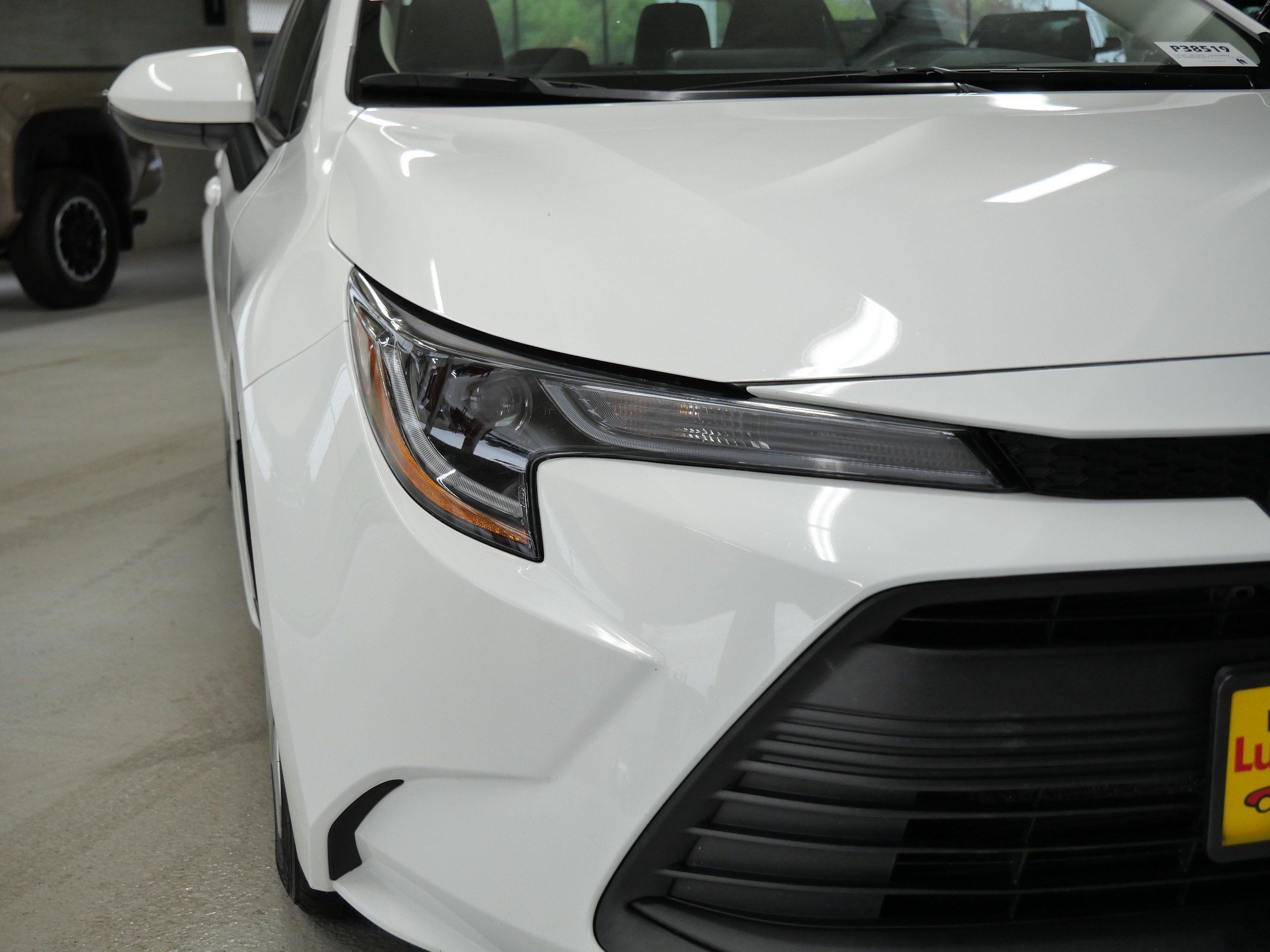 Certified 2025 Toyota Corolla LE FWD image 17