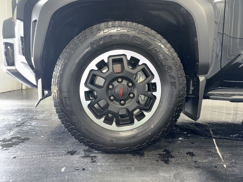 Used 2026 Toyota 4Runner TRD Off-Road Premium AWD/4WD image 6