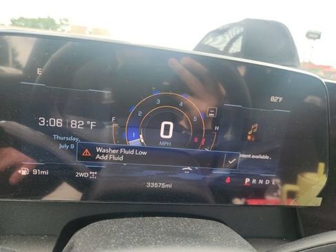 Used 2025 Chevrolet Traverse LT w/ Midnight/Sport Edition AWD/4WD image 7