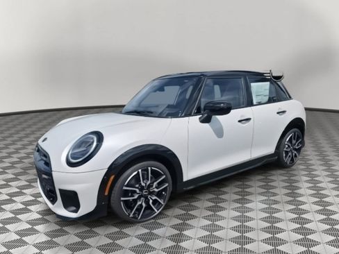 New 2026 MINI Cooper S image 2