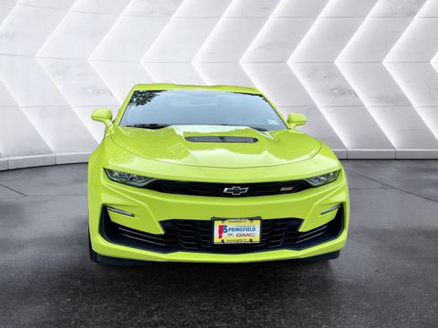 Used 2020 Chevrolet Camaro SS RWD image 9