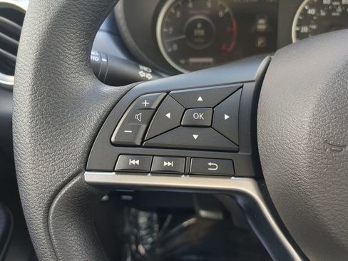 New 2025 Nissan Versa SV w/ Trunk Package image 22