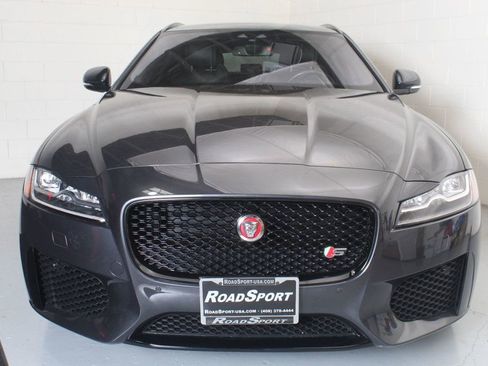 Used 2018 Jaguar XF S image 9