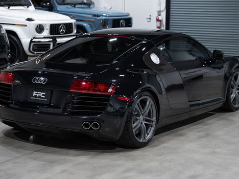 Used 2012 Audi R8 V8 image 6