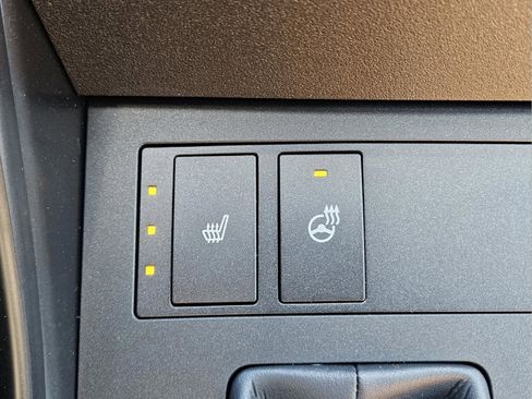 Certified 2025 Lexus IS 350 F Sport image 60