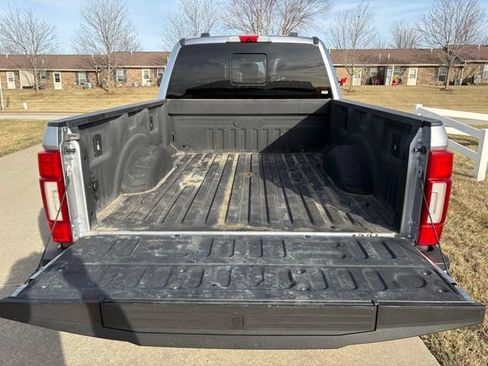 Used 2021 Ford F350 Platinum w/ Tremor Off-Road Package image 7