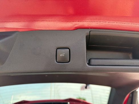 Used 2025 Ford Escape ST-Line w/ Equipment Group 301A FWD image 12