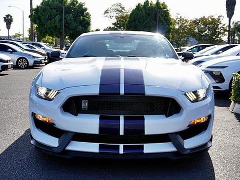 Used 2020 Ford Mustang Shelby GT350 w/ Technology Package RWD image 5