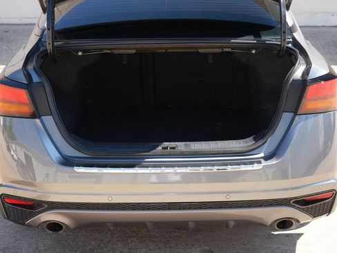 Used 2021 Nissan Altima 2.5 SR AWD/4WD image 9