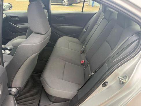 Used 2025 Toyota Corolla LE FWD image 13