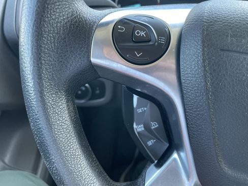 Used 2022 Ford Transit Connect XL FWD image 17