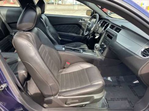 Used 2010 Ford Mustang Coupe RWD image 51