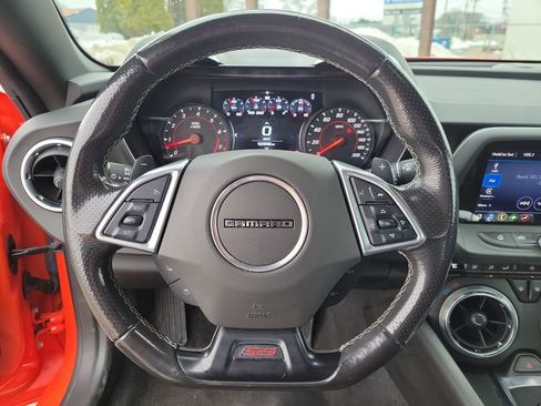 Used 2021 Chevrolet Camaro SS RWD image 15