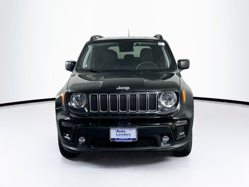 Used 2022 Jeep Renegade Latitude AWD/4WD image 2