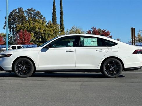 New 2025 Honda Accord SE image 7