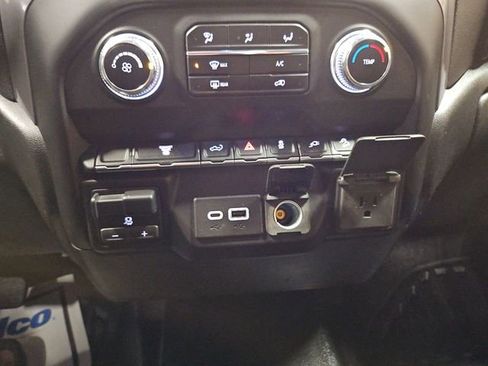 Used 2022 GMC Sierra 3500 Pro w/ Convenience Package image 21