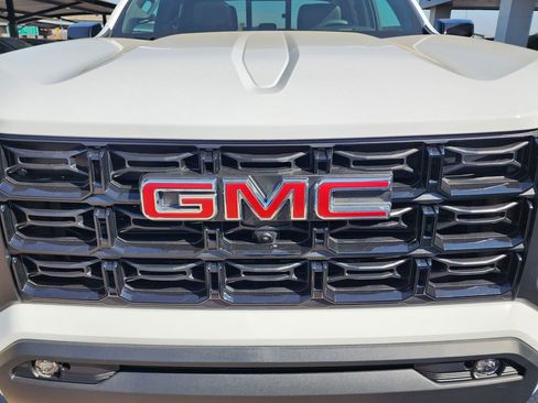 New 2026 GMC Canyon Elevation w/ Convenience Package AWD/4WD image 10