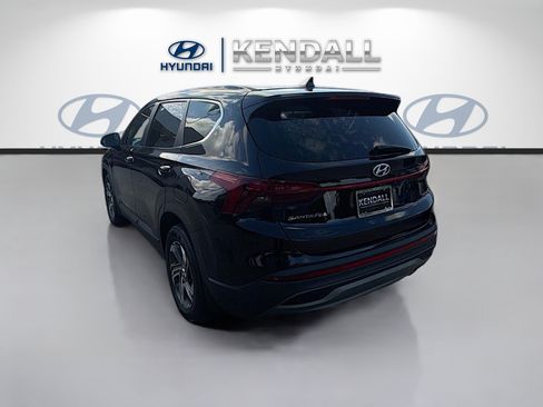 Used 2023 Hyundai Santa Fe SE FWD image 4