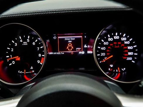 Used 2017 Ford Mustang Shelby GT350 image 29