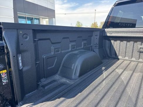 New 2026 GMC Sierra 1500 AT4 AWD/4WD image 15