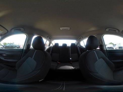 Used 2025 Nissan Sentra SV FWD image 39